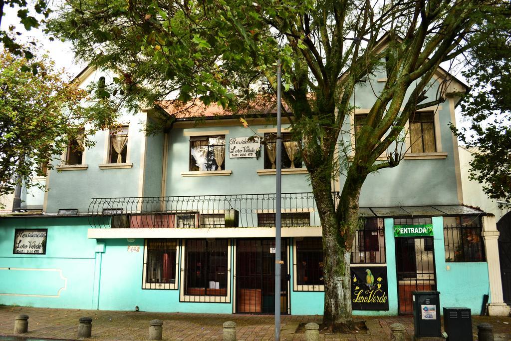 Hostal Loro Verde Quito Bagian luar foto